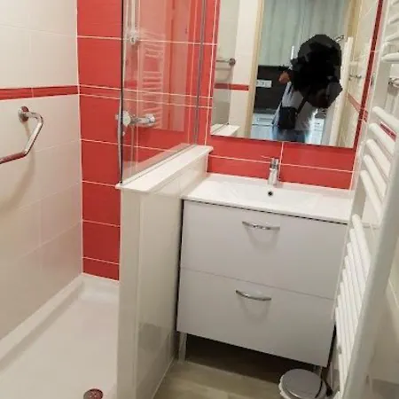 Appartement Saint Raphael Апартаменты *
